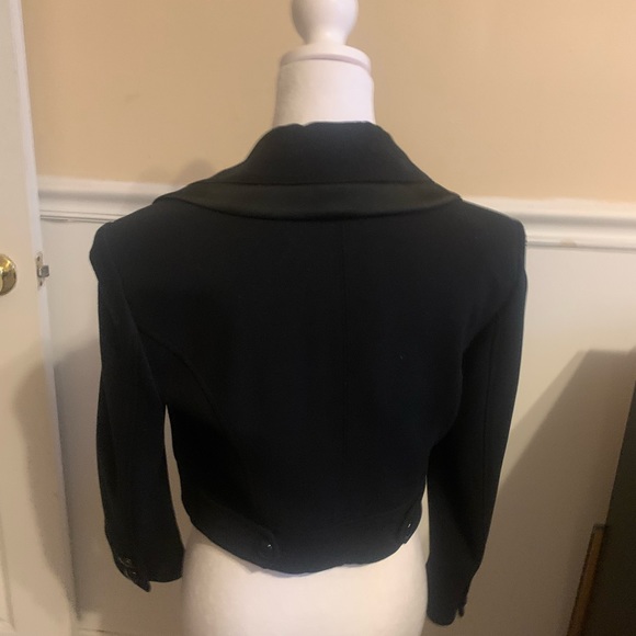BEBE SHORT TUXEDO JACKET 🧥 - Picture 6 of 7